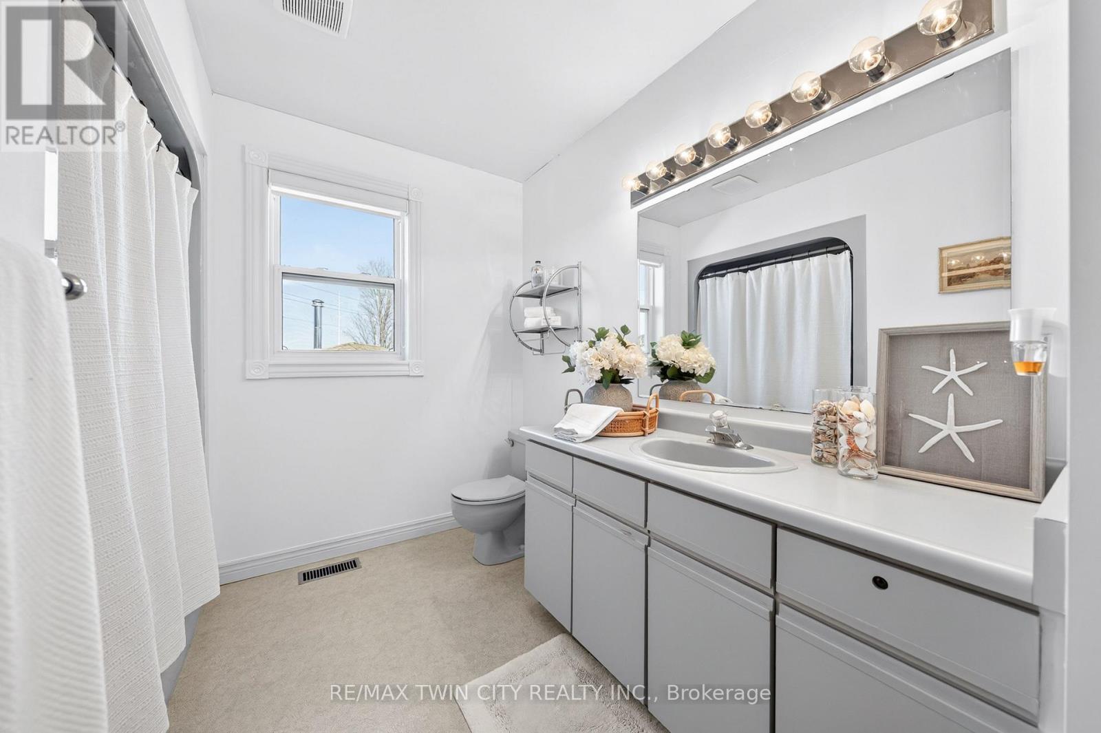 38 GLEN ABBEY COURT, Woodstock (Woodstock - South), Ontario, N4S8S9 — Photo 28