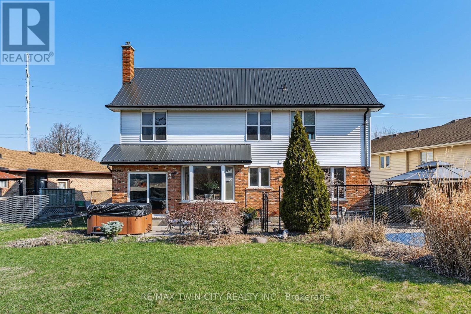 38 GLEN ABBEY COURT, Woodstock (Woodstock - South), Ontario, N4S8S9 — Photo 38