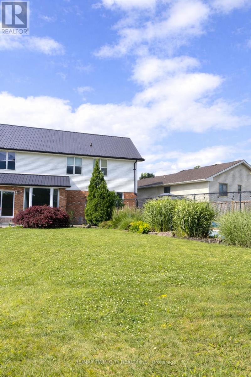 38 GLEN ABBEY COURT, Woodstock (Woodstock - South), Ontario, N4S8S9 — Photo 41