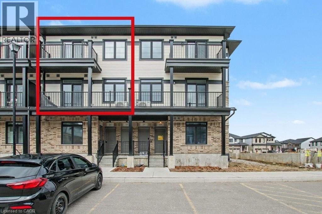 53 LOMOND Lane, Kitchener, Ontario, N2R0T6 — Photo 2