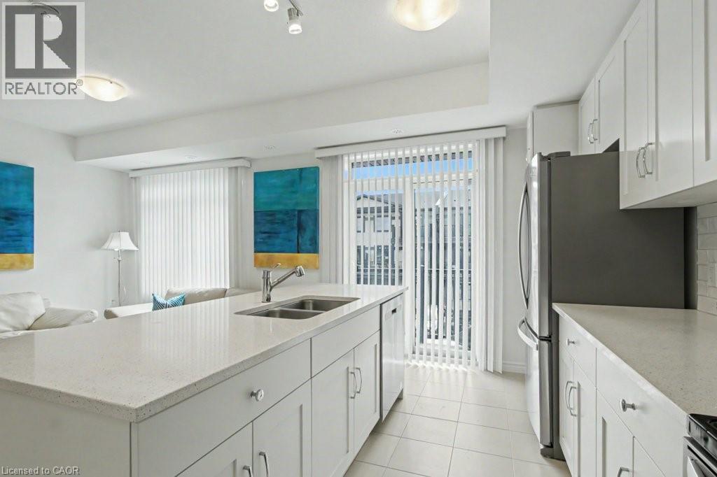 53 LOMOND Lane, Kitchener, Ontario, N2R0T6 — Photo 5