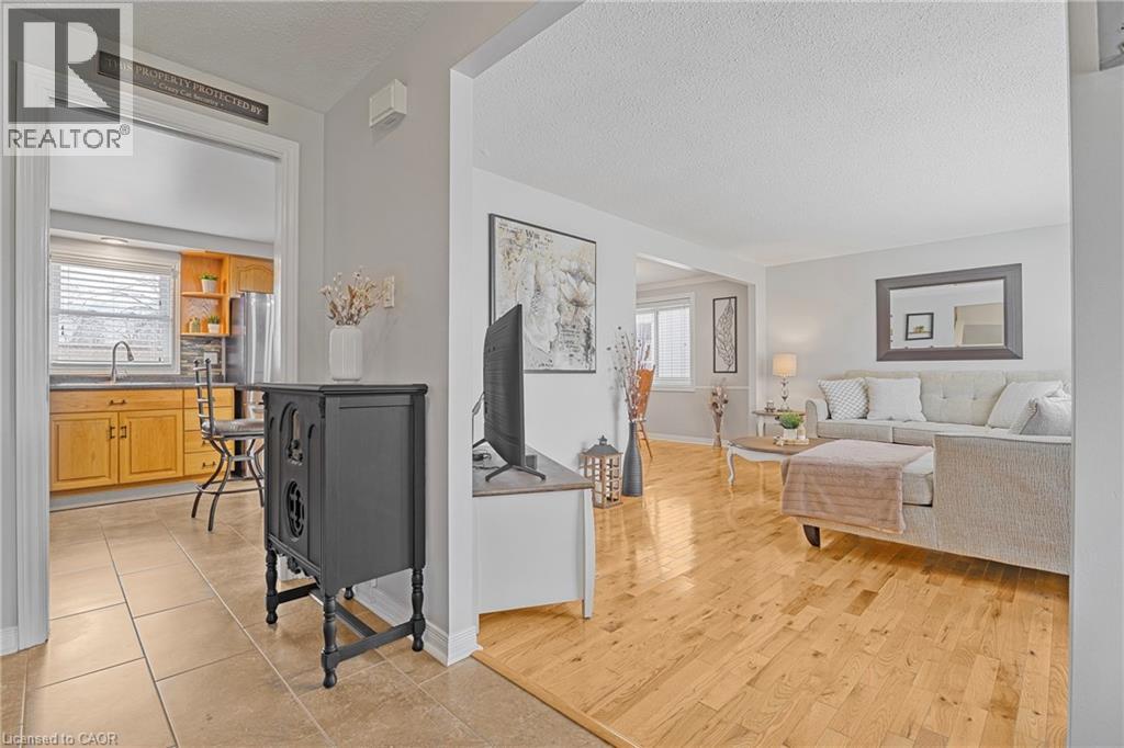 153 THE GREENWAY, Cambridge, Ontario, N1R6L6 — Photo 13