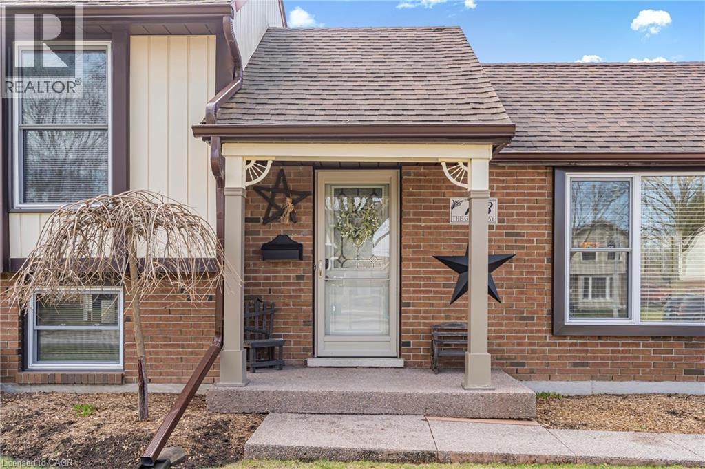 153 THE GREENWAY, Cambridge, Ontario, N1R6L6 — Photo 4