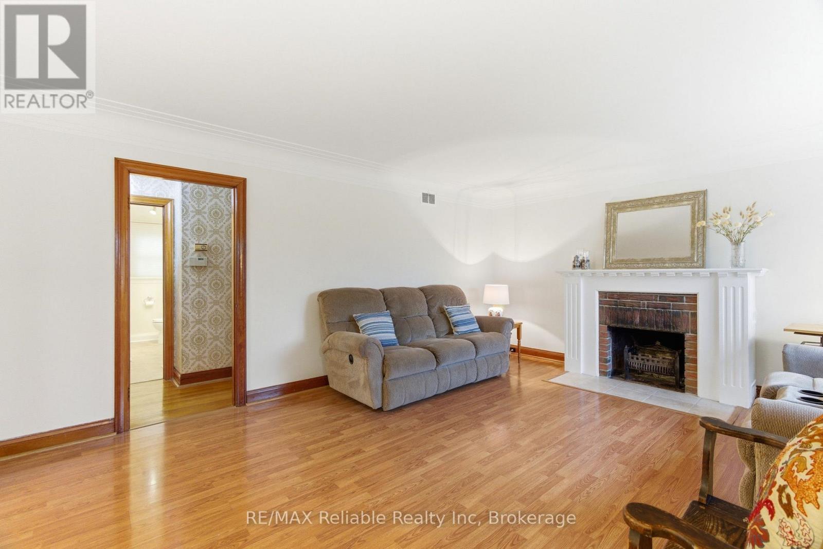 45 WHITEHEAD STREET, Central Huron (Clinton), Ontario, N0M1L0 — Photo 16