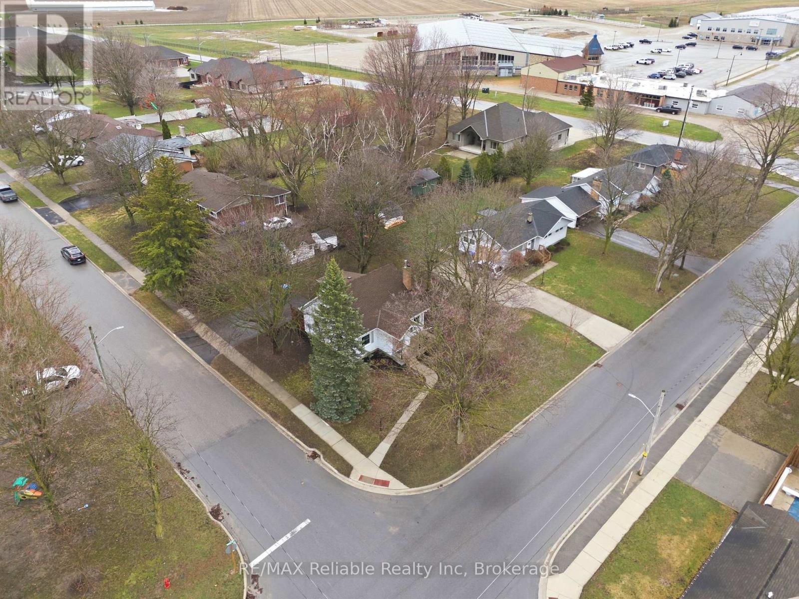 45 WHITEHEAD STREET, Central Huron (Clinton), Ontario, N0M1L0 — Photo 39