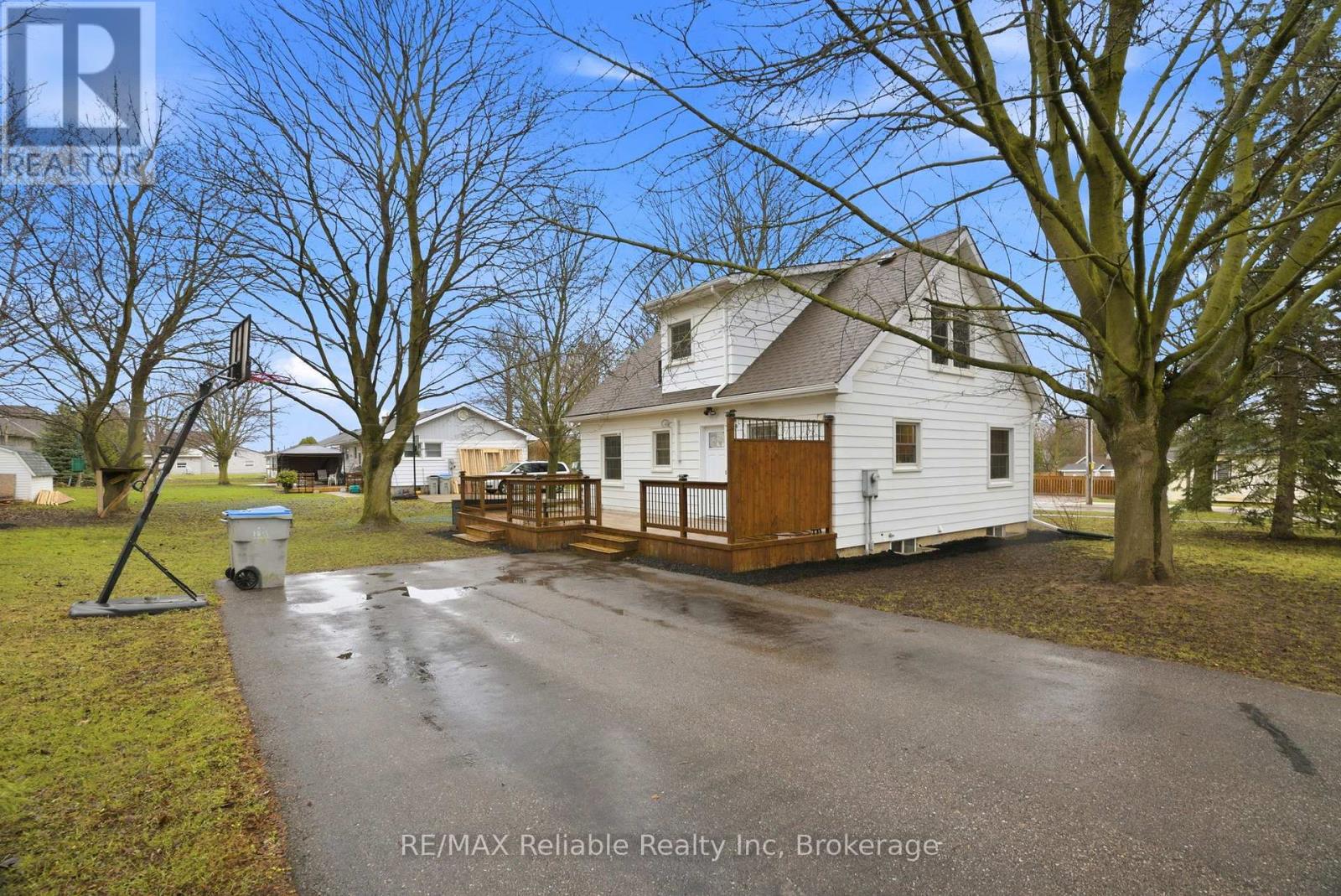 45 WHITEHEAD STREET, Central Huron (Clinton), Ontario, N0M1L0 — Photo 49