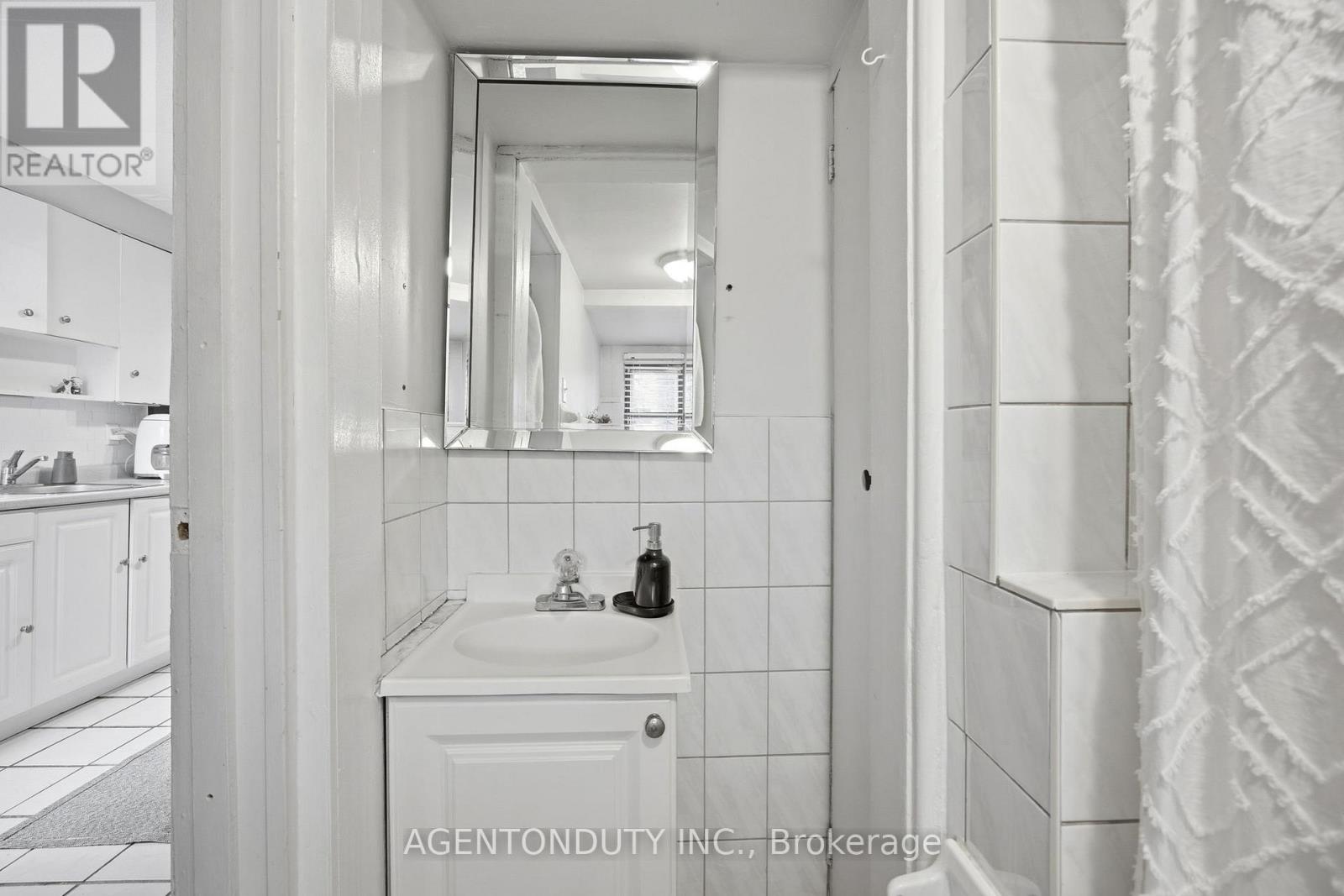 51 PERTH AVENUE, Toronto (Dufferin Grove), Ontario, M6R2C1 — Photo 13