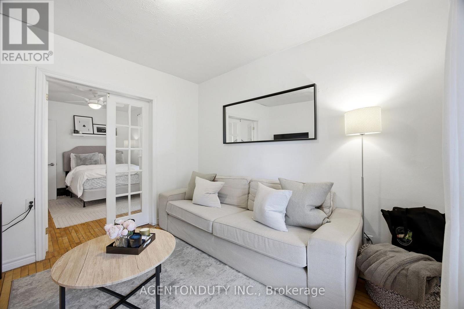 51 PERTH AVENUE, Toronto (Dufferin Grove), Ontario, M6R2C1 — Photo 6