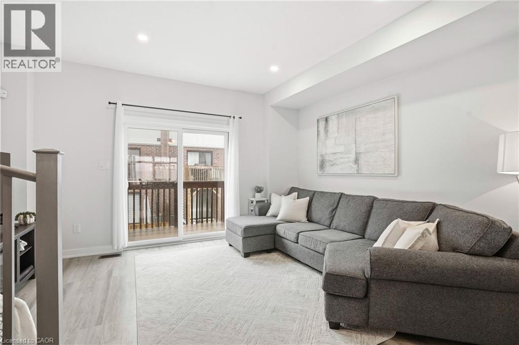 59 MARKLE Crescent, Ancaster, Ontario, L9G0H3 — Photo 11