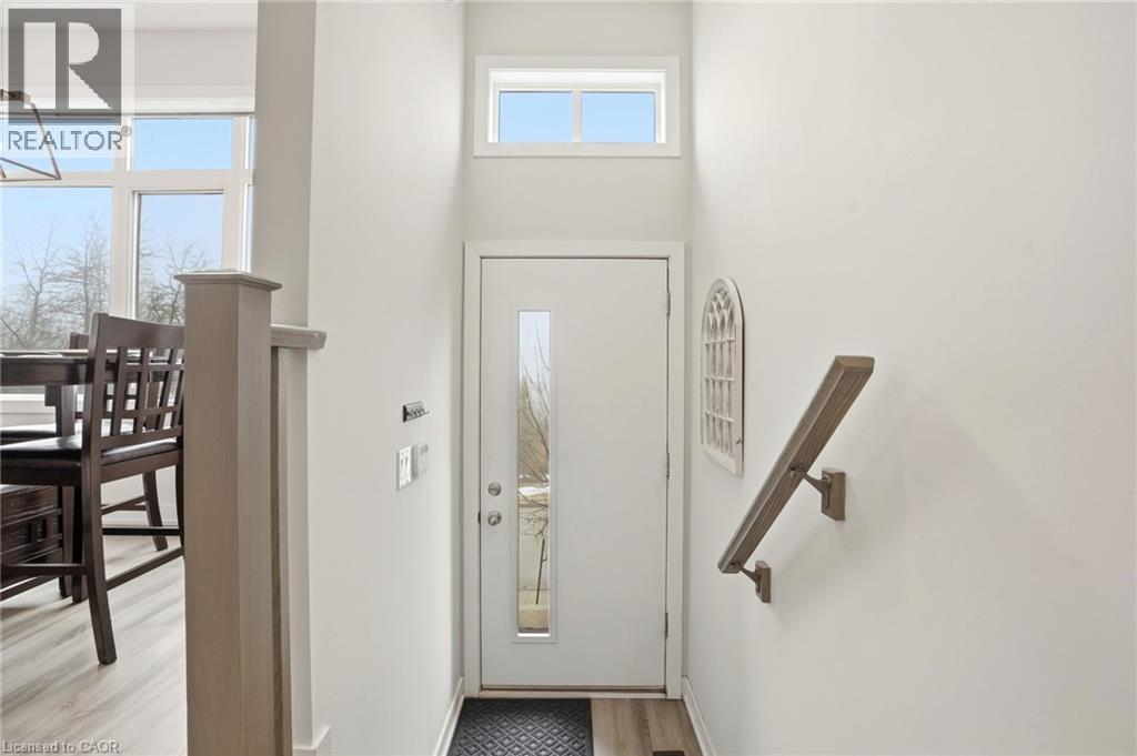 59 MARKLE Crescent, Ancaster, Ontario, L9G0H3 — Photo 4