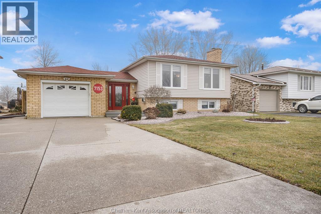 7153 William STREET, Comber, Ontario, N0P1J0 — Photo 3