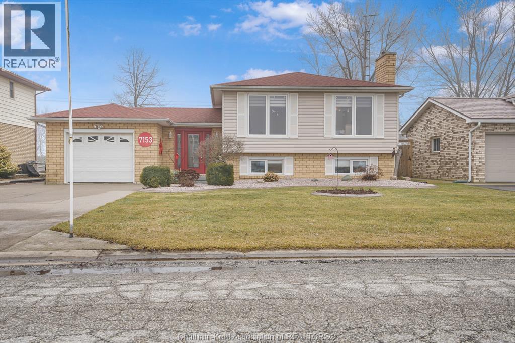 7153 William STREET, Comber, Ontario, N0P1J0 — Photo 4