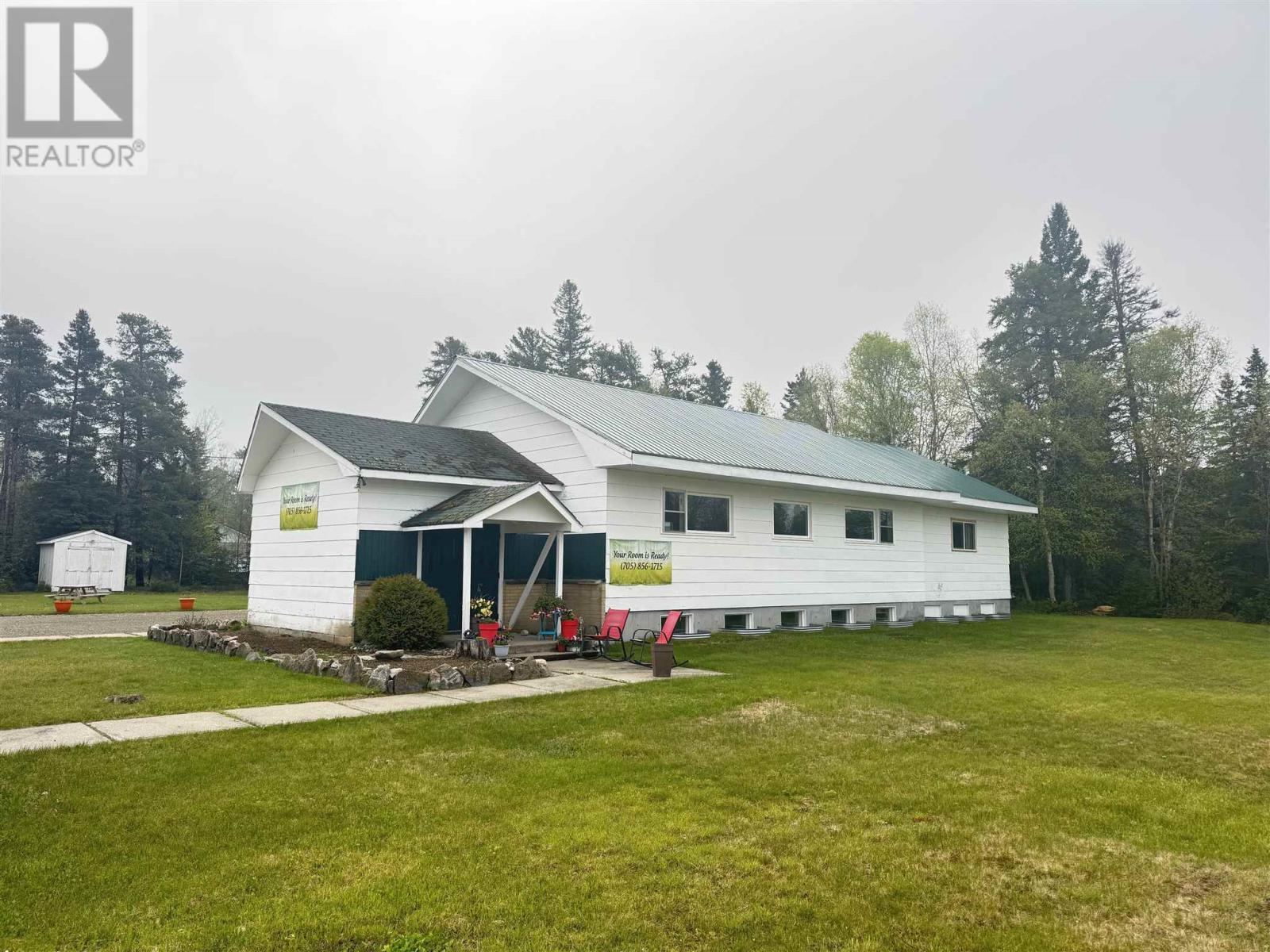 323 Hardy AVE, Wawa, Ontario, P0S1K0 — Photo 3