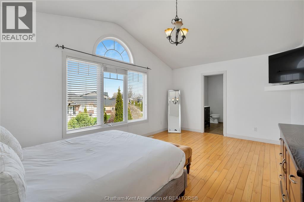 208 HUDSON DRIVE, Chatham, Ontario, N7L0A4 — Photo 11