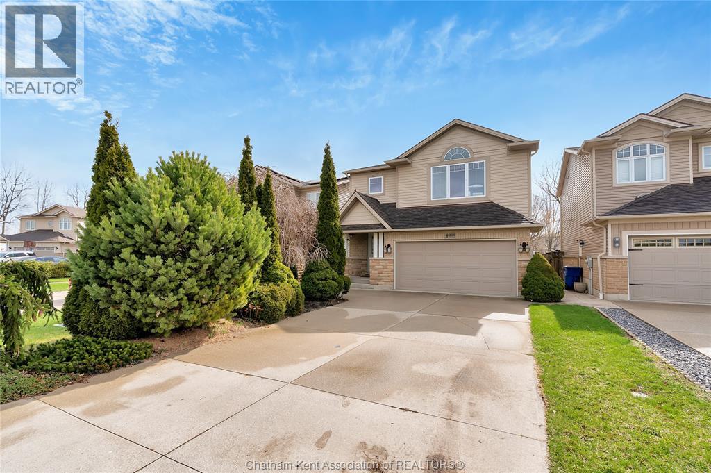 208 HUDSON DRIVE, Chatham, Ontario, N7L0A4 — Photo 2