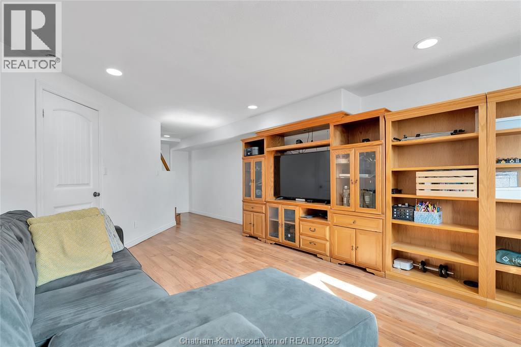 208 HUDSON DRIVE, Chatham, Ontario, N7L0A4 — Photo 24