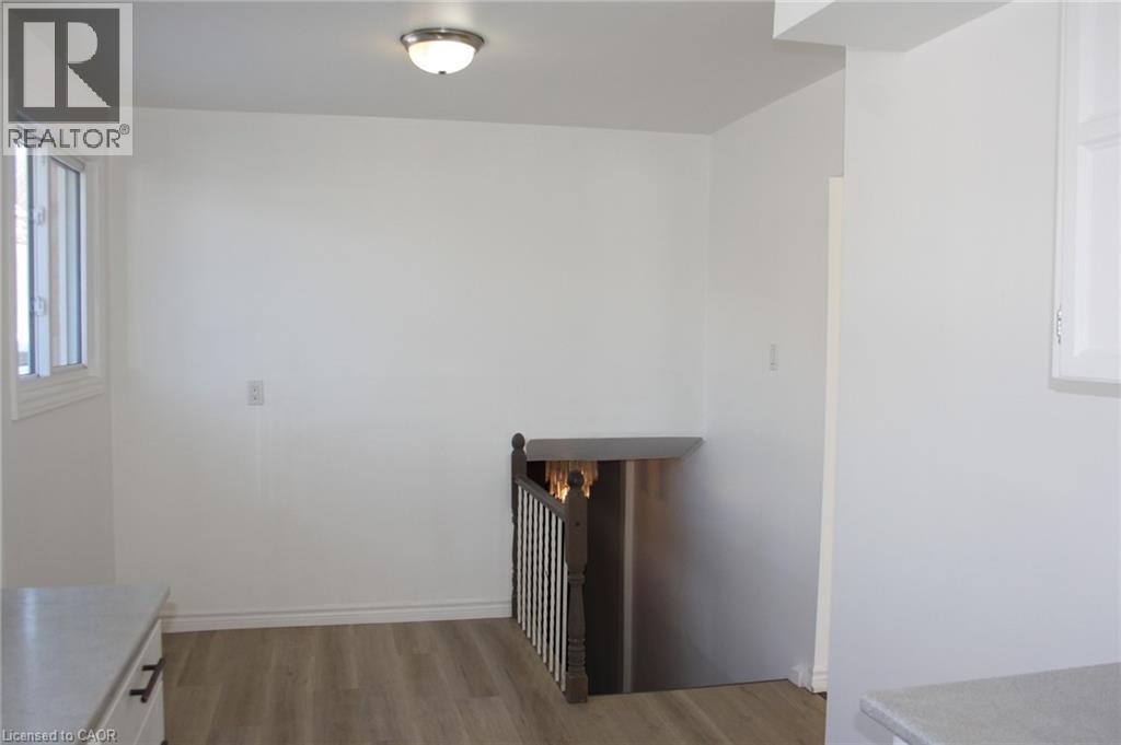 71 NICKOLAS Crescent, Cambridge, Ontario, N3C3L7 — Photo 19