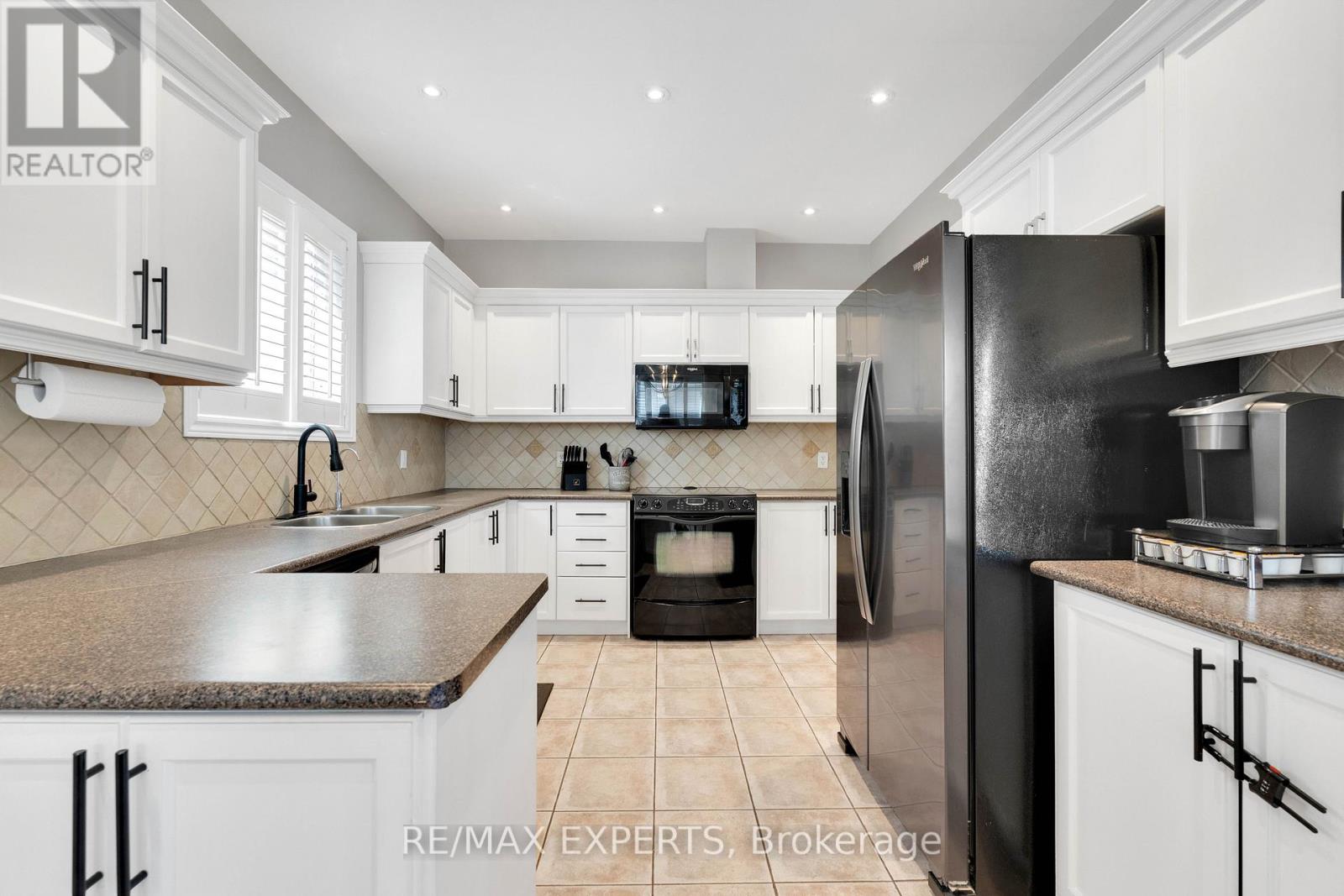 52 GORERIDGE CRESCENT, Brampton (Bram East), Ontario, L6P1P1 — Photo 13