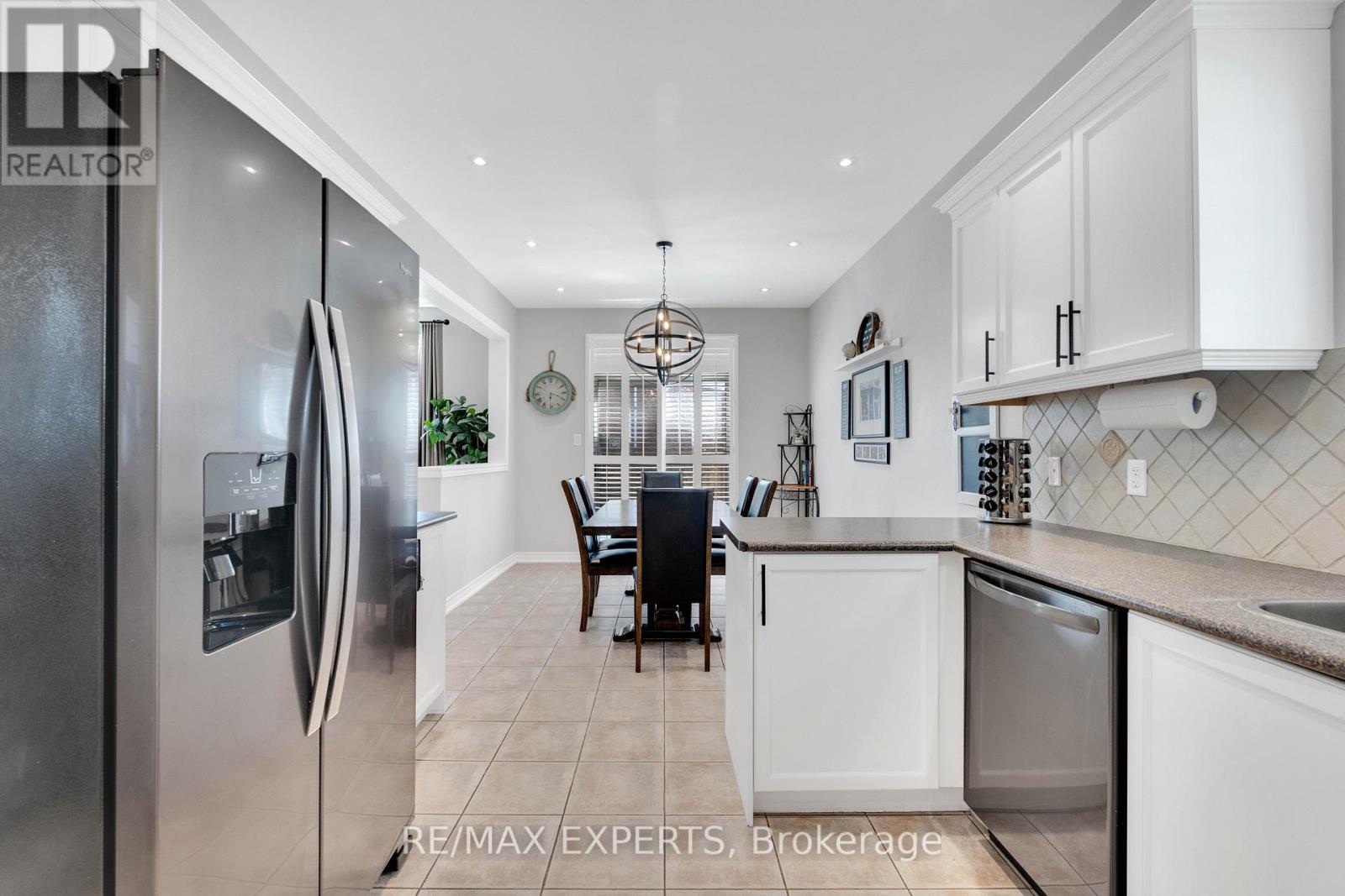 52 GORERIDGE CRESCENT, Brampton (Bram East), Ontario, L6P1P1 — Photo 15