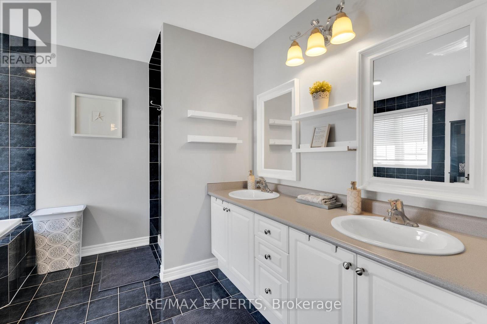 52 GORERIDGE CRESCENT, Brampton (Bram East), Ontario, L6P1P1 — Photo 26