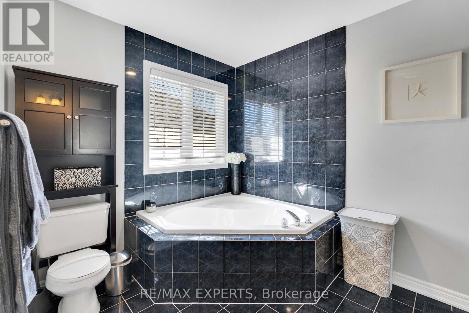 52 GORERIDGE CRESCENT, Brampton (Bram East), Ontario, L6P1P1 — Photo 27