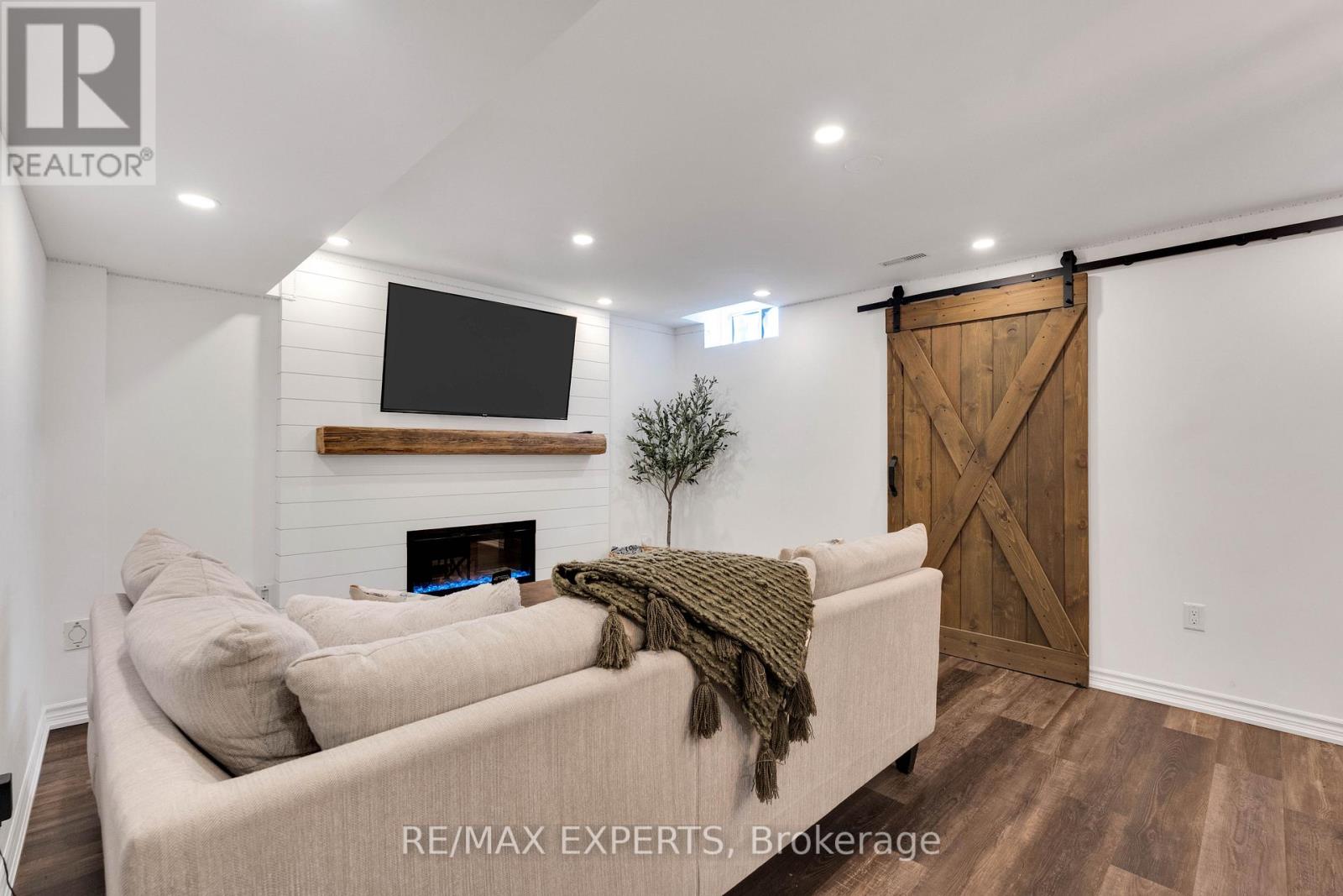 52 GORERIDGE CRESCENT, Brampton (Bram East), Ontario, L6P1P1 — Photo 37