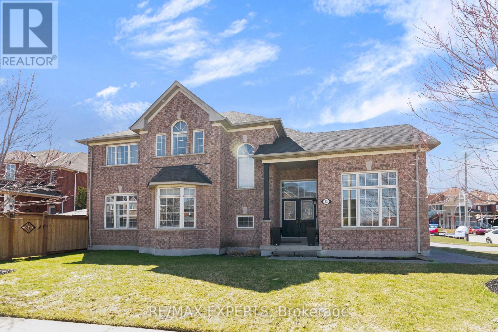 52 GORERIDGE CRESCENT, Brampton (Bram East), Ontario, L6P1P1 — Photo 4