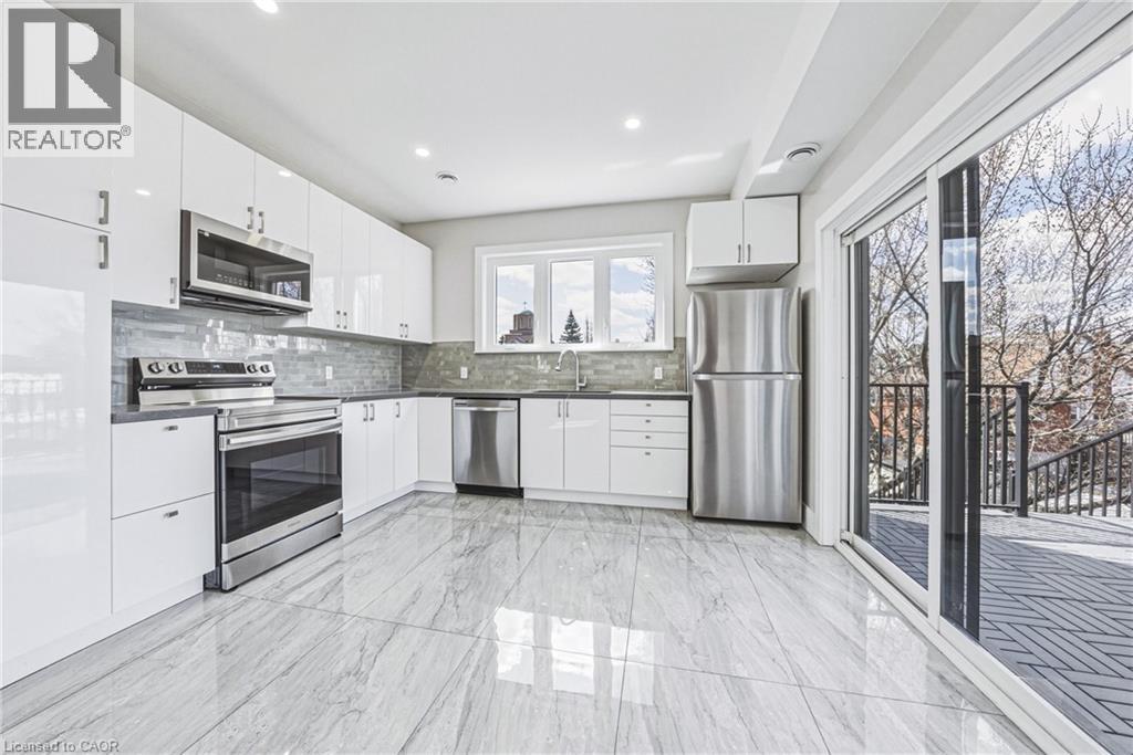 68 VANSITMART Avenue, Hamilton, Ontario, L8H3A5 — Photo 22