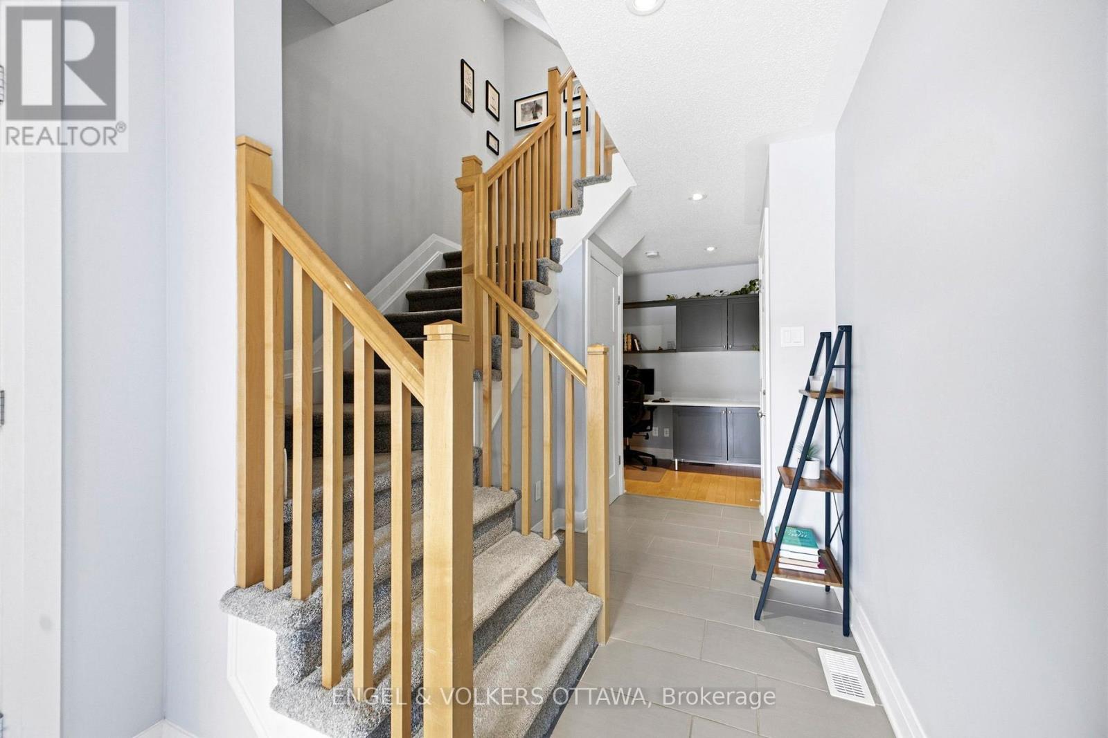 122 NUTTING CRESCENT, Ottawa, Ontario, K4M0C3 — Photo 3