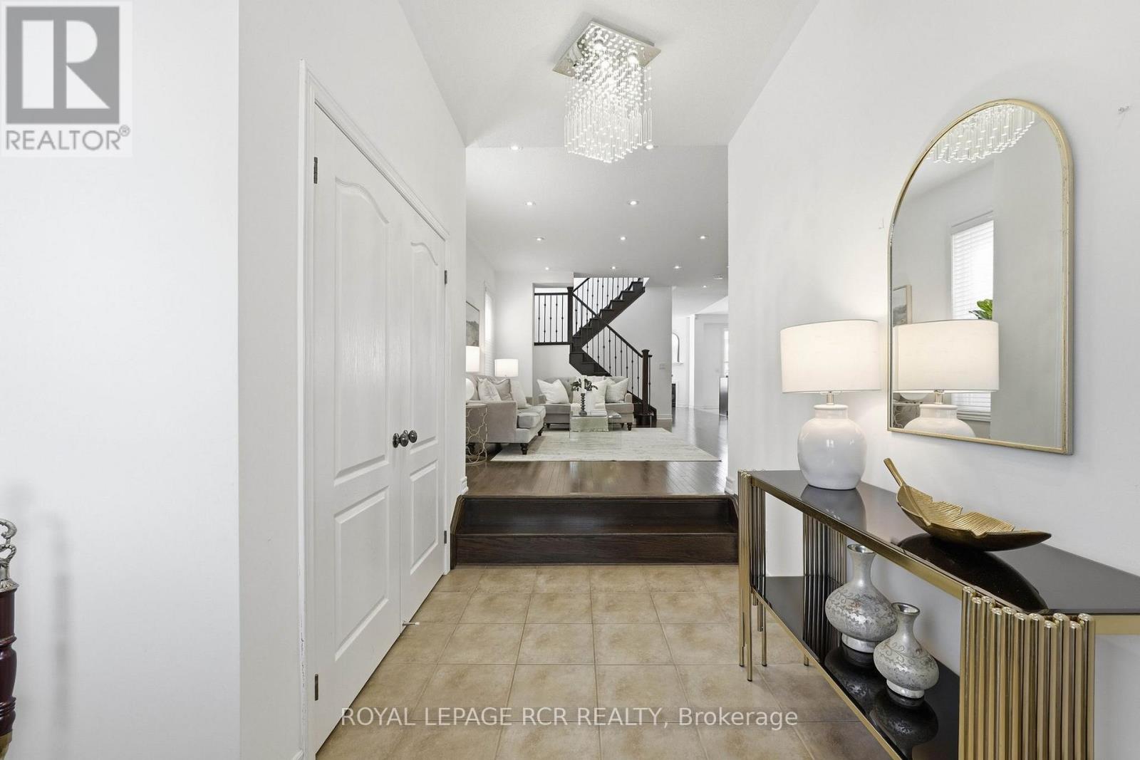 18 KERR LANE, Aurora, Ontario, L4G0E5 — Photo 10