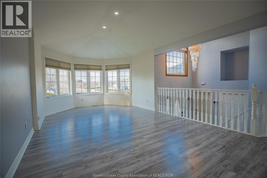 569 CABANA, Windsor, Ontario, N9G1A5 — Photo 6