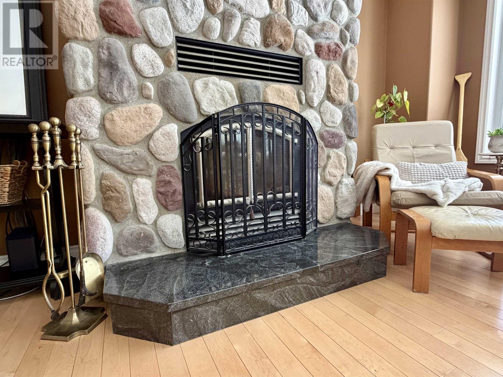 3095 Alice AVE, Thunder Bay, Ontario, P7G1X4 — Photo 11