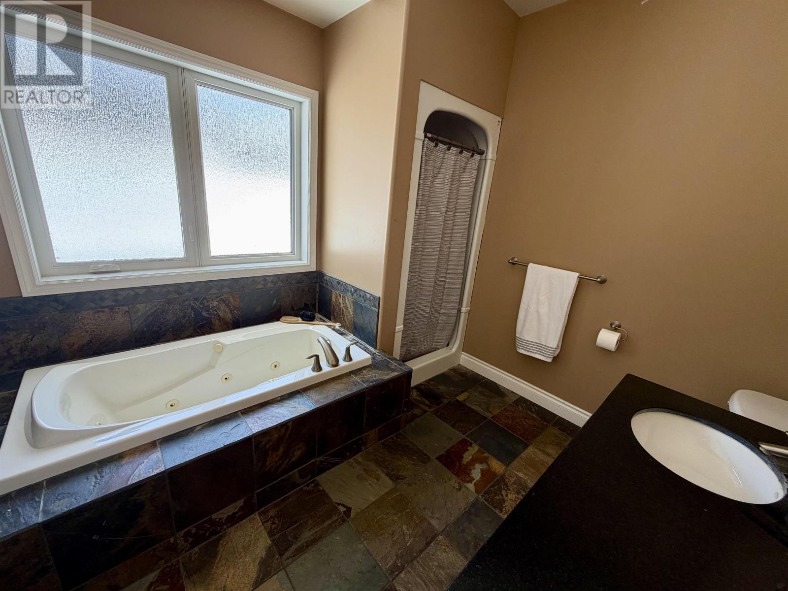 3095 Alice AVE, Thunder Bay, Ontario, P7G1X4 — Photo 27