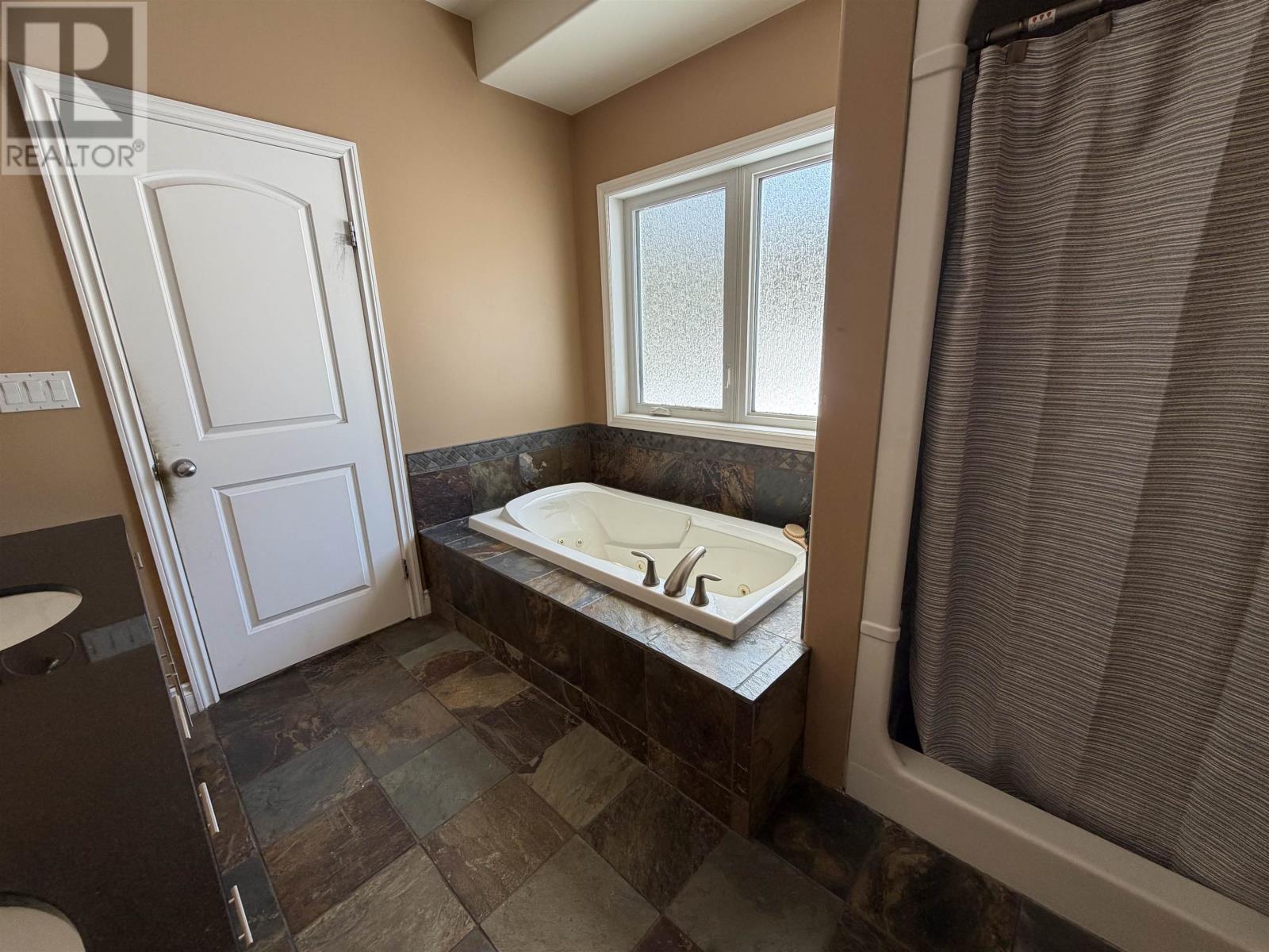 3095 Alice AVE, Thunder Bay, Ontario, P7G1X4 — Photo 28