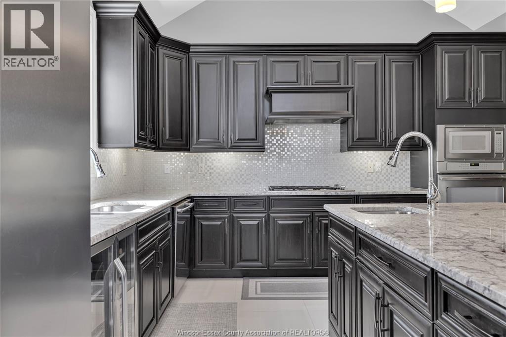 2 MALIBU DRIVE, Leamington, Ontario, N8H5G4 — Photo 12