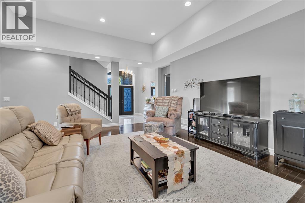 2 MALIBU DRIVE, Leamington, Ontario, N8H5G4 — Photo 6