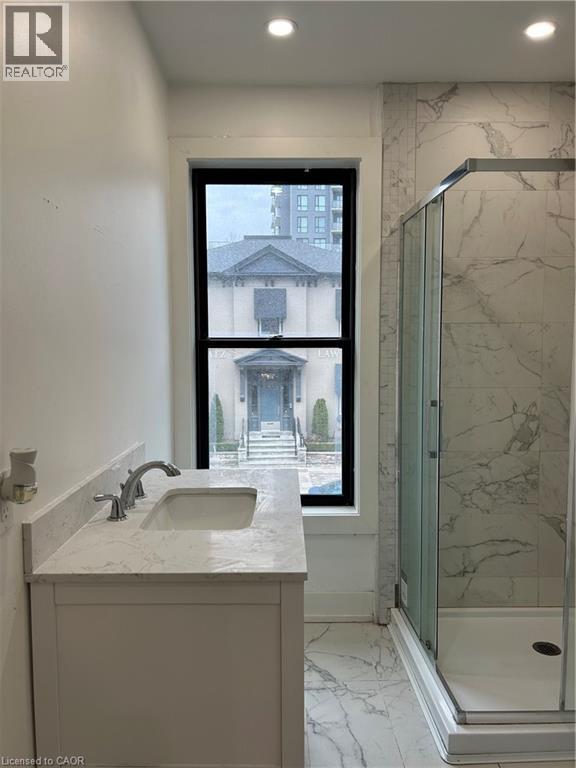 13 HESS Street, Hamilton, Ontario, L8P3M7 — Photo 3