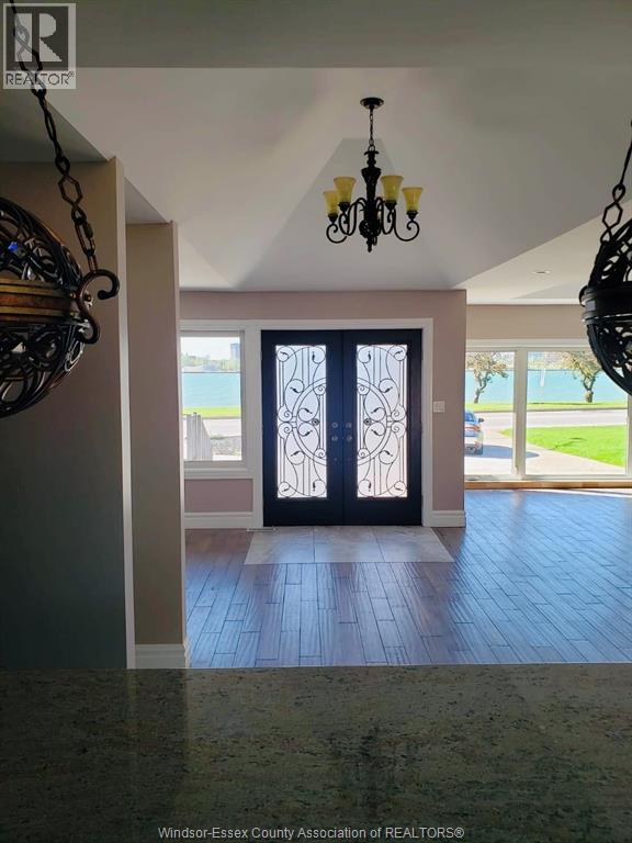 2135 RIVERSIDE DRIVE, Windsor, Ontario, N9B1A8 — Photo 4