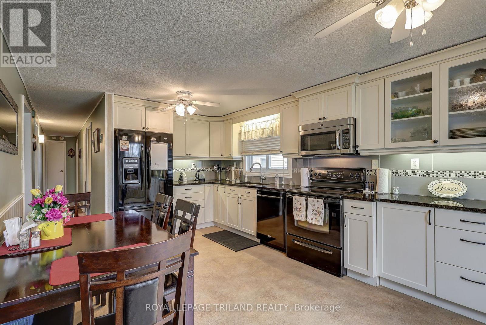 58 VANBUSKIRK DRIVE, St. Thomas, Ontario, N5R4Z2 — Photo 13