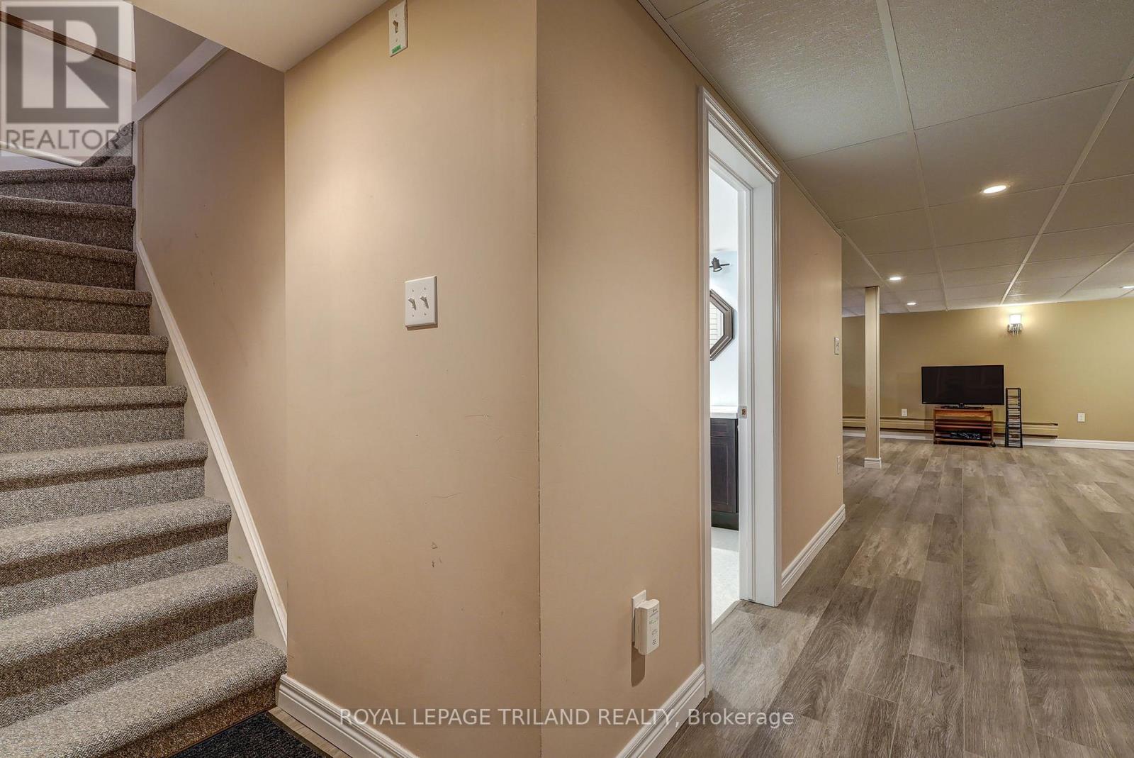 58 VANBUSKIRK DRIVE, St. Thomas, Ontario, N5R4Z2 — Photo 27