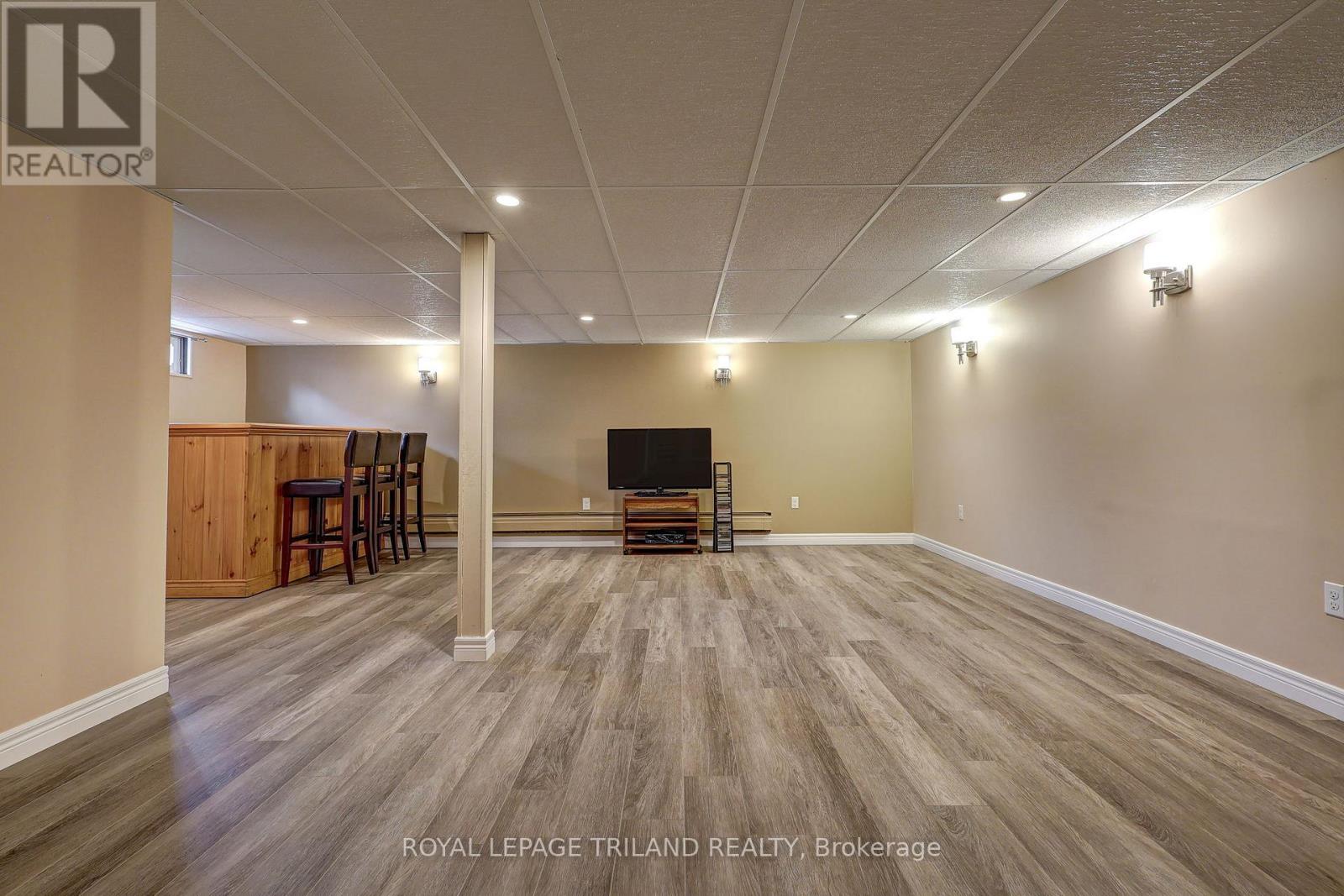 58 VANBUSKIRK DRIVE, St. Thomas, Ontario, N5R4Z2 — Photo 30