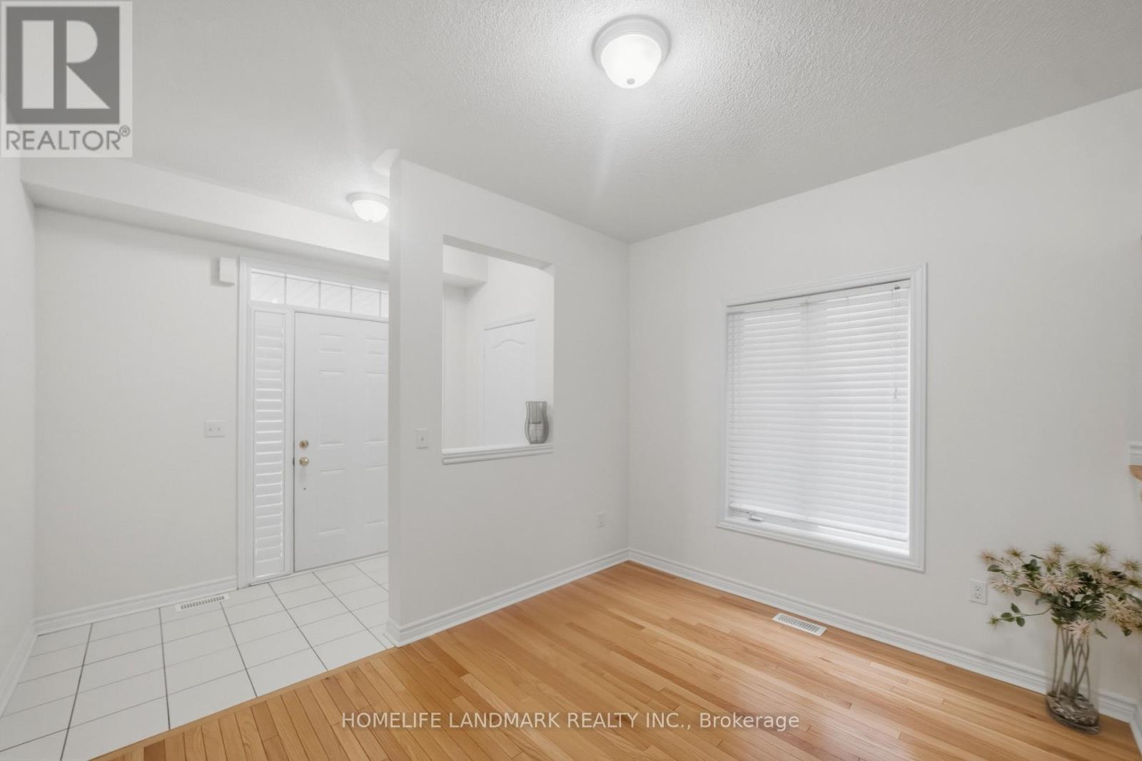 1712 CAROUSEL DRIVE, Pickering (Duffin Heights), Ontario, L1X0C1 — Photo 2