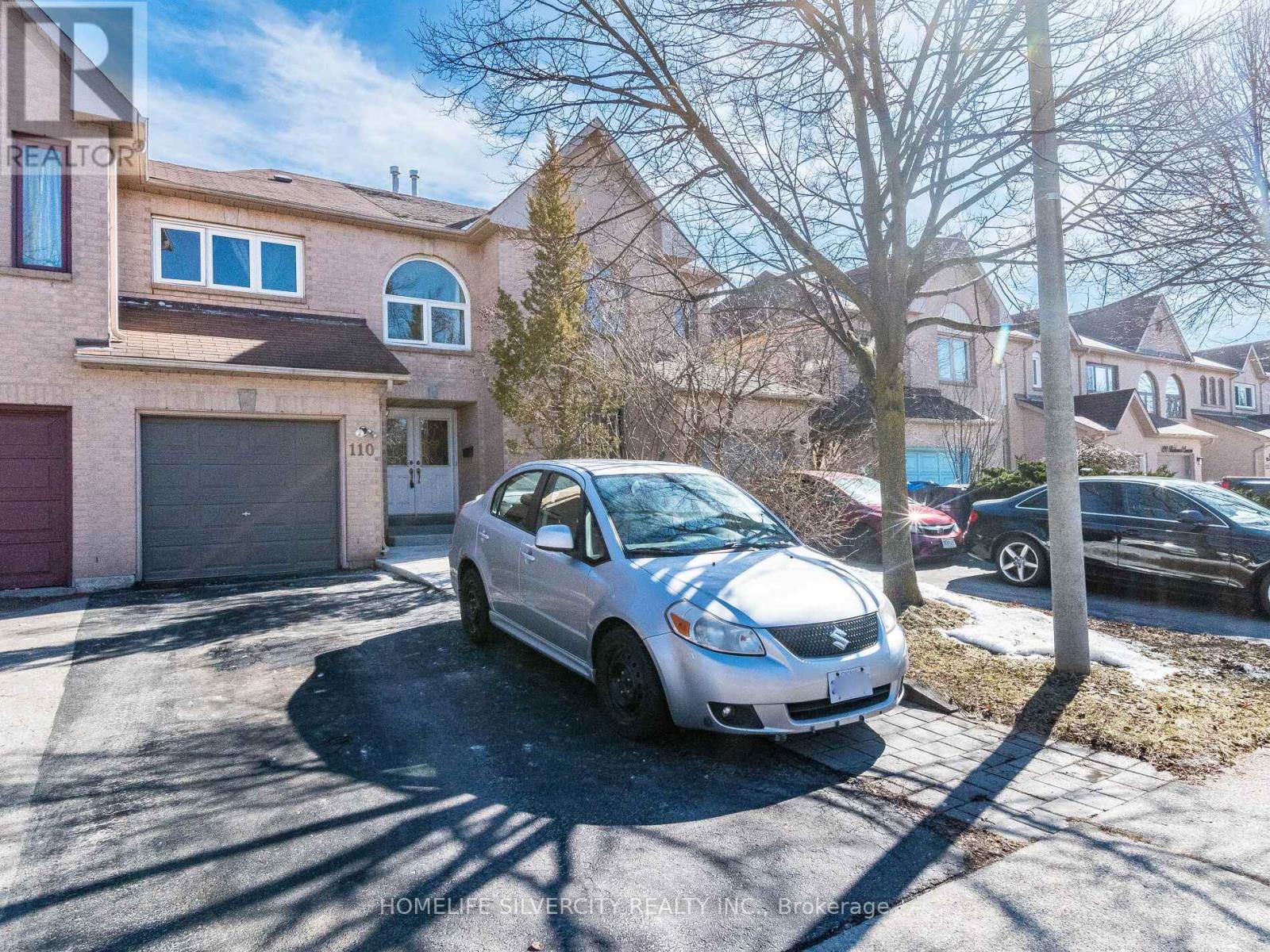 110 RICHWOOD CRESCENT, Brampton (Brampton West), Ontario, L6X4K7 — Photo 2