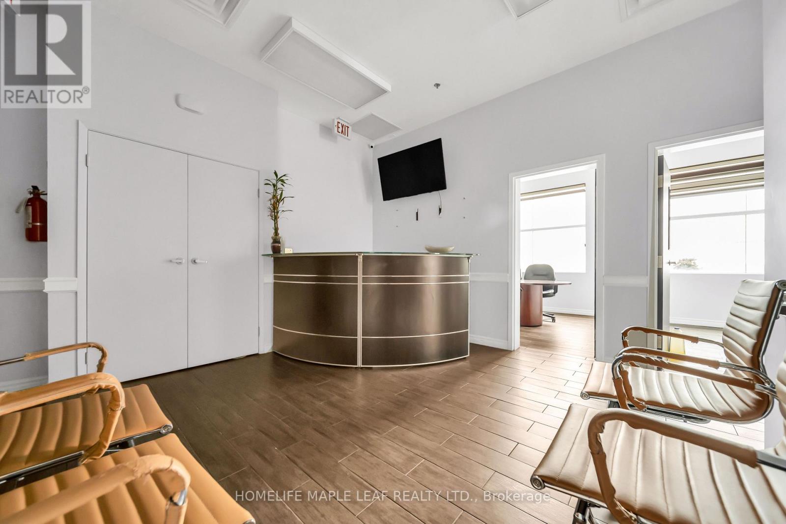 214 - 5 BRISDALE DRIVE, Brampton (Fletcher's Meadow), Ontario, L7A0S9 — Photo 9