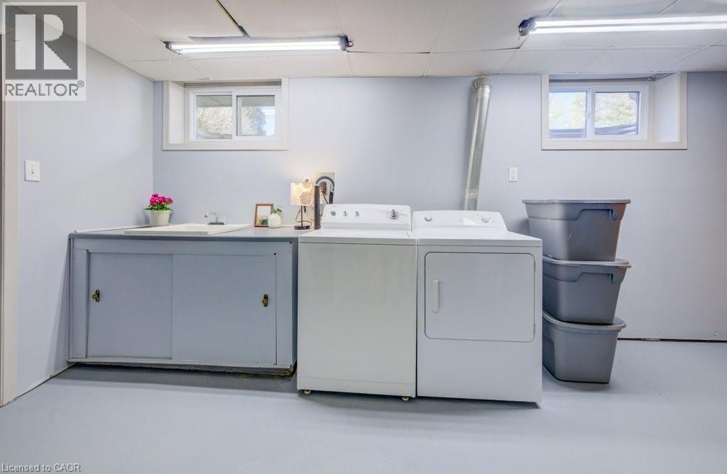 25 CAREY Street, Waterdown, Ontario, L8B0L5 — Photo 31