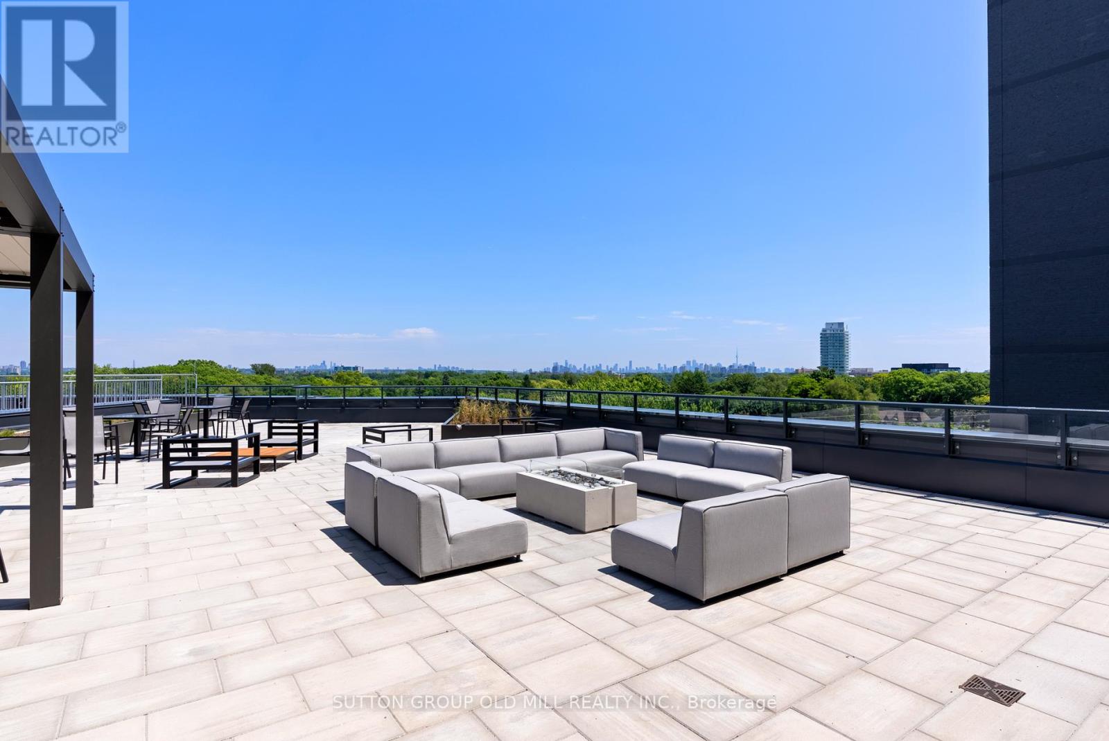 702 - 293 THE KINGSWAY, Toronto (Edenbridge-Humber Valley), Ontario, M9A0E8 — Photo 13