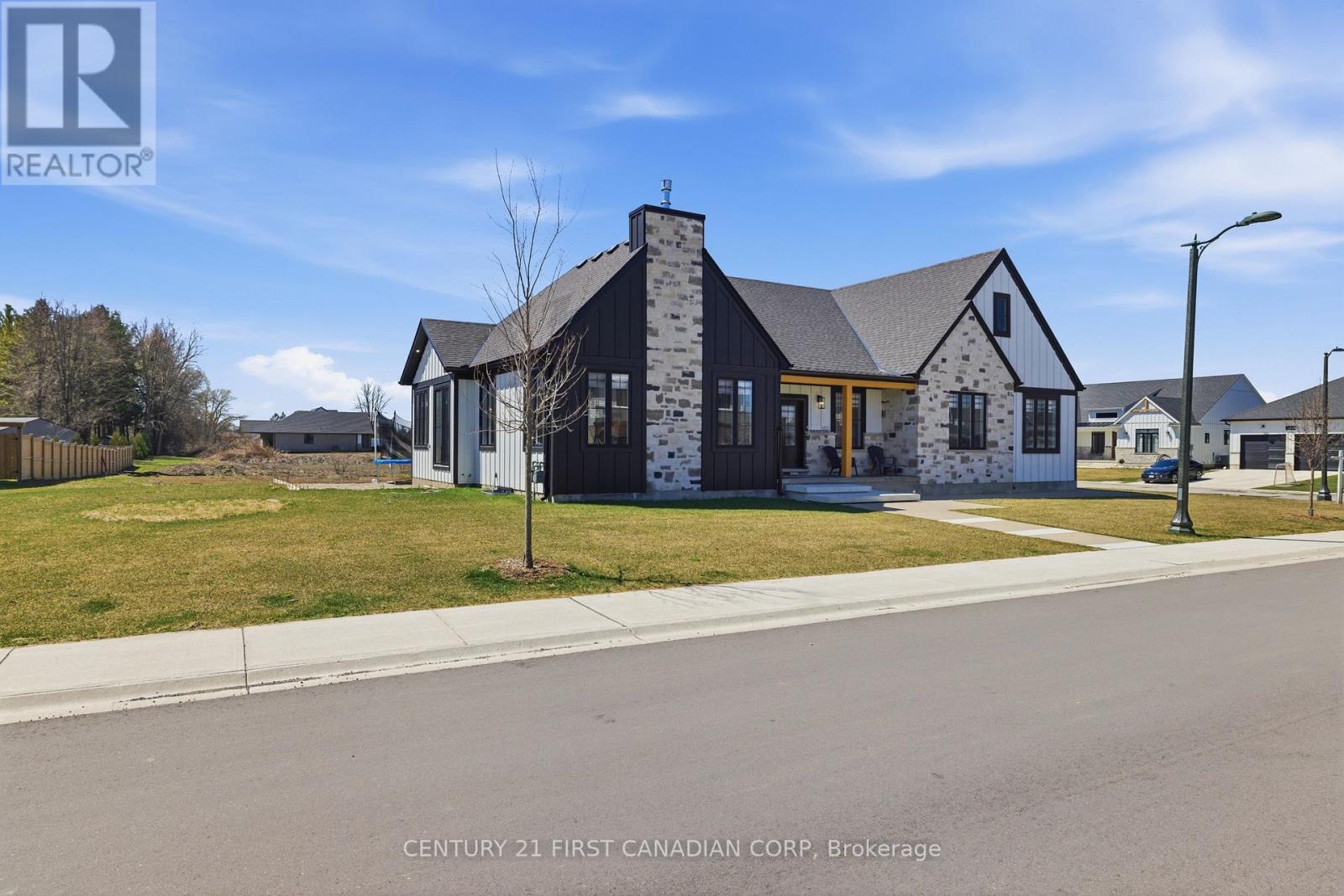 101 HARVEST LANE, Dutton/Dunwich (Dutton), Ontario, N0L1J0 — Photo 3