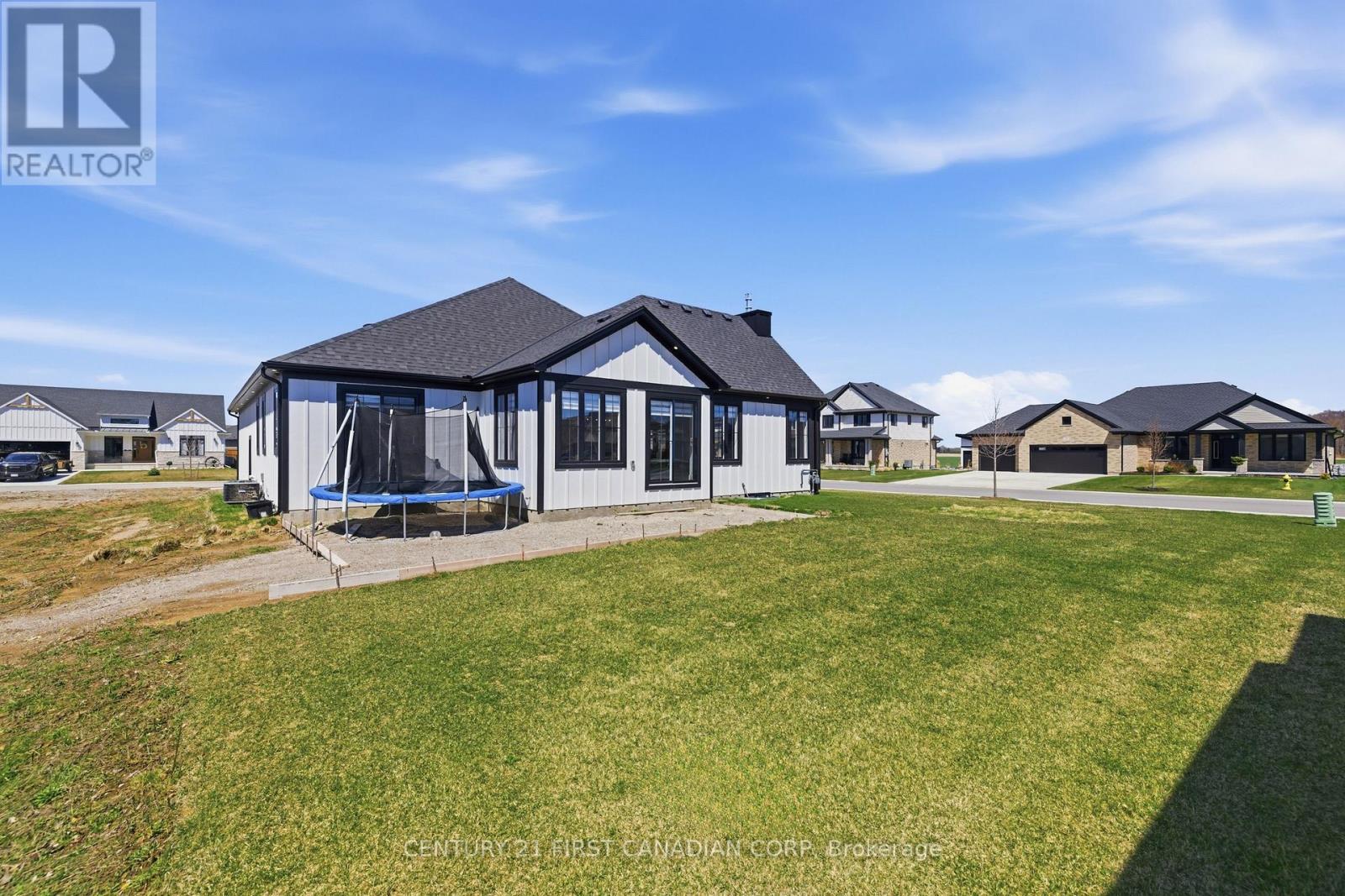 101 HARVEST LANE, Dutton/Dunwich (Dutton), Ontario, N0L1J0 — Photo 4