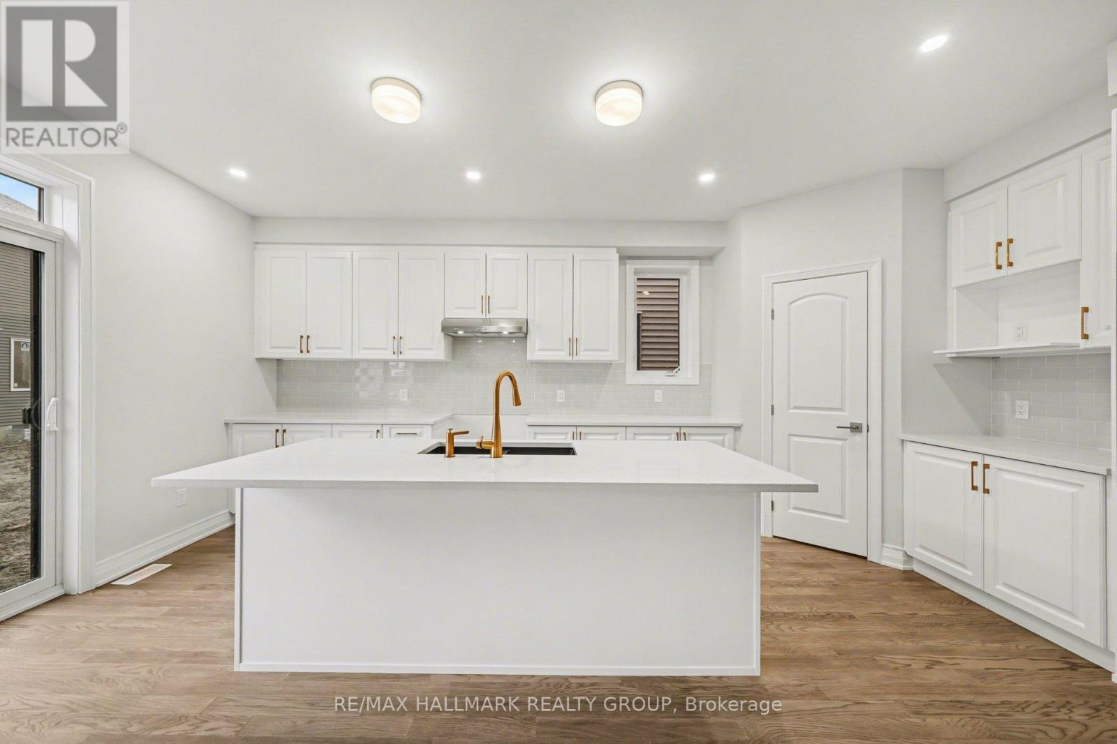 122 VIBURNUM TERRACE, Ottawa, Ontario, K0A2Z0 — Photo 8