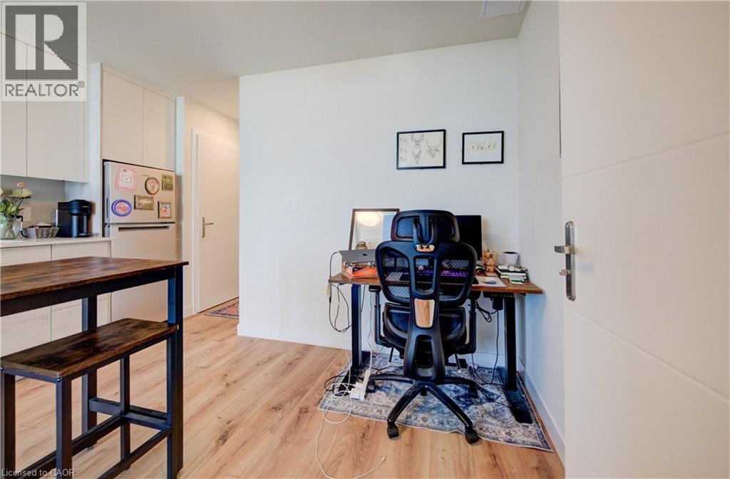 60 FREDERICK Street Unit# 2004, Kitchener, Ontario, N2H0C7 — Photo 18